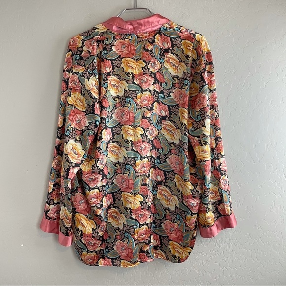 Victorias Secret button up Blouse Floral Paisley - Picture 6 of 8